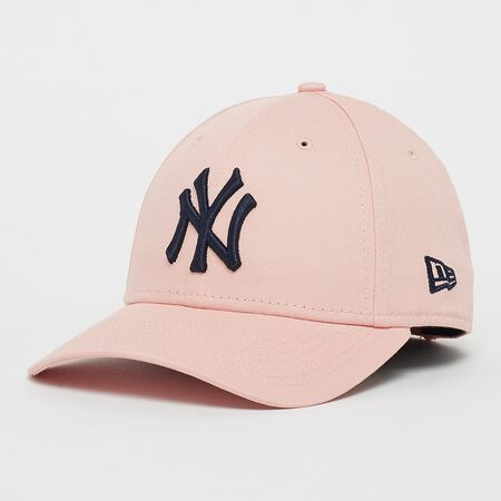 League Essential 9Forty MLB New York Yankees blush sky